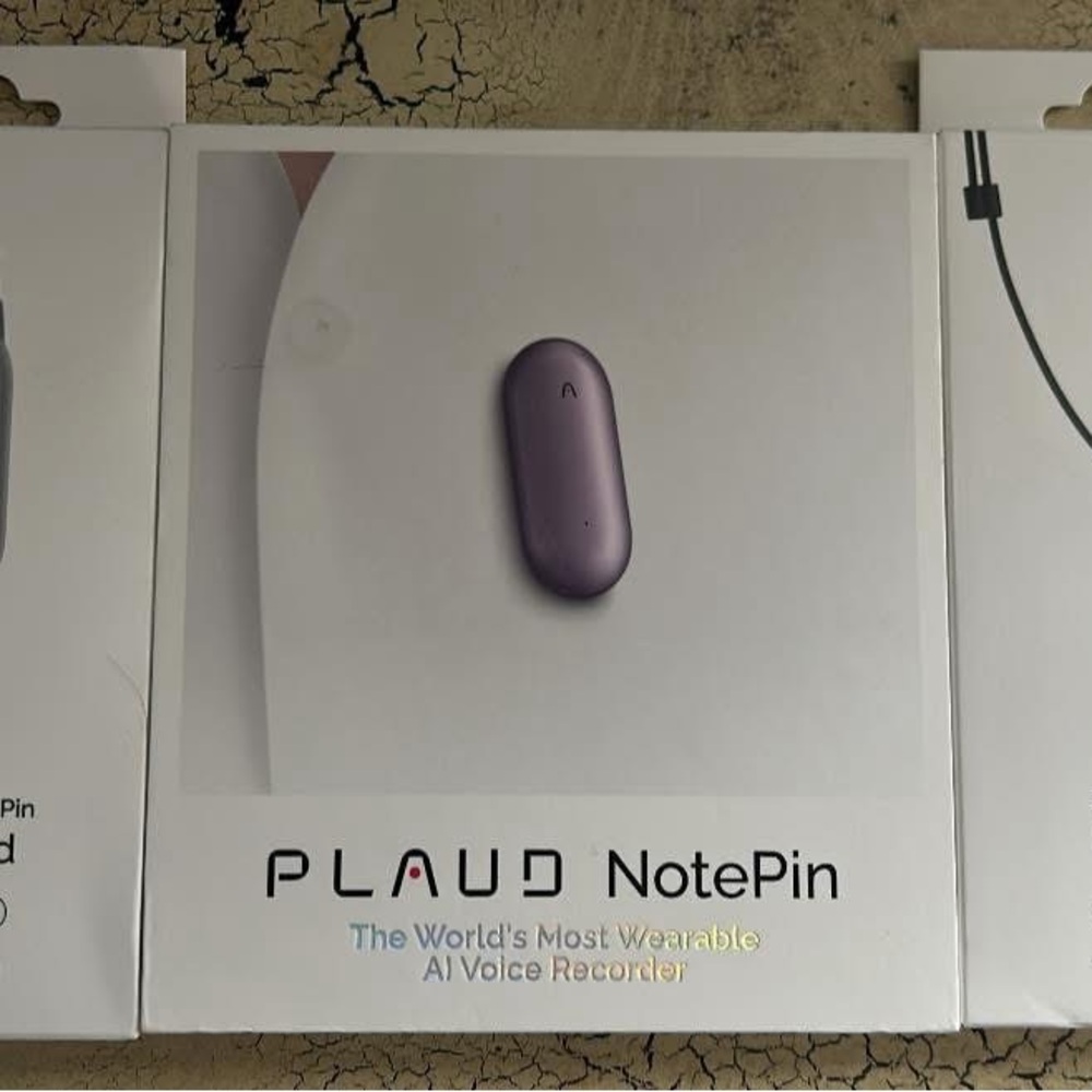 NotePin Wearable AI Voice Recorder - Purple